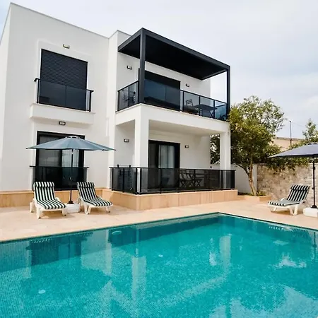 300m To 2 Bedroom Upstairs Flat With Pool B2 - Yeni Dunya דירה בודרום