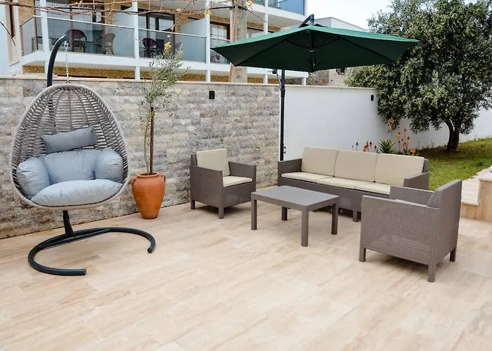 300m To 2 Bedroom Upstairs Flat With Pool B2 - Yeni Duenya * בודרום