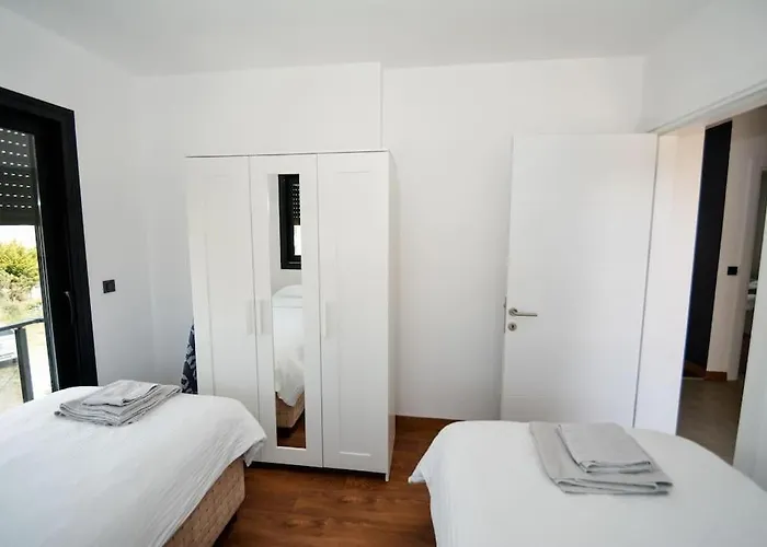 300m To 2 Bedroom Upstairs Flat With Pool B2 - Yeni Duenya Apartament Bodrum