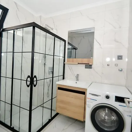 300m To 2 Bedroom Upstairs Flat With Pool - Yeni Duenya B2 * Bodrum