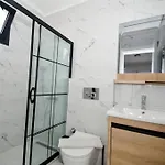 300m To 2 Bedroom Upstairs Flat With Pool B2 - Yeni Dunya *