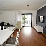 300m To 2 Bedroom Upstairs Flat With Pool B2 - Yeni Dunya Apartment