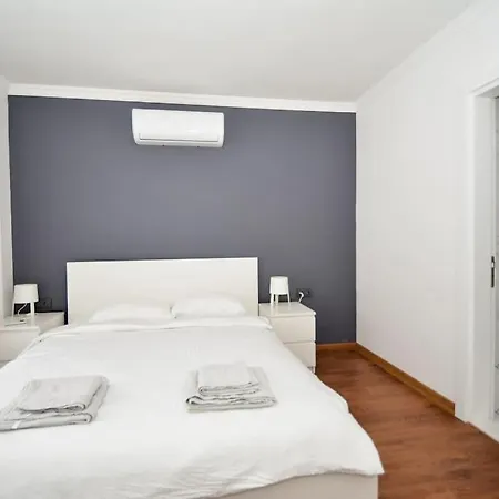 300m To 2 Bedroom Upstairs Flat With Pool B2 - Yeni Duenya * بودروم