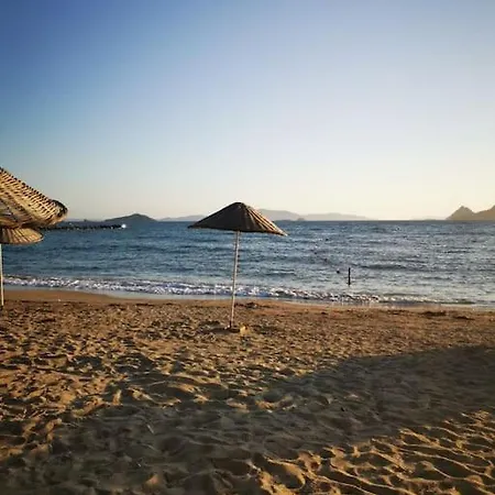 300m To 2 Bedroom Upstairs Flat With Pool B2 - Yeni Duenya بودروم