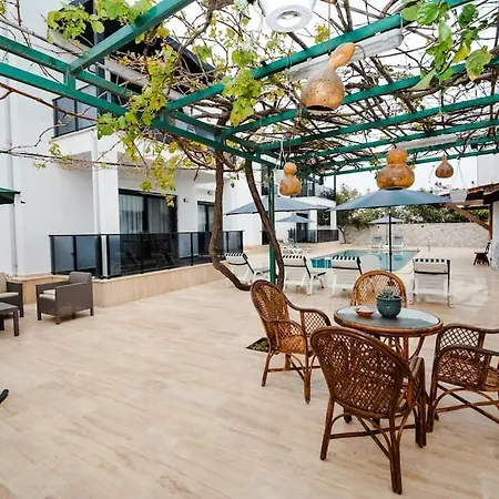 Brand New 2 Bedroom Floor Flat With Pool B2 *