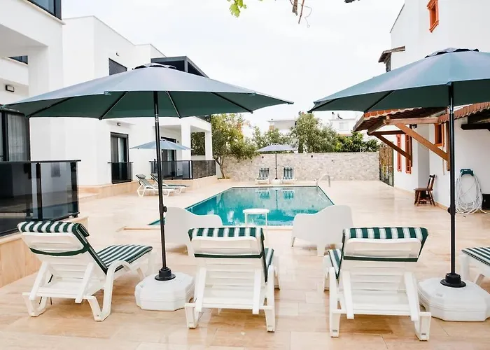 300m To 2 Bedroom Upstairs Flat With Pool B2 - Yeni Dunya Apartment *